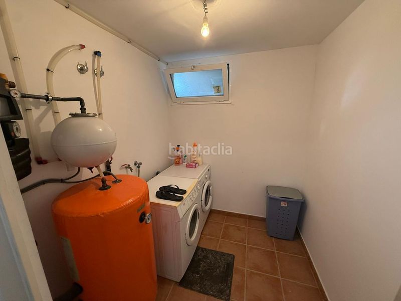 Foto 9cf574e6-6514-47a8-a69e-913ccb44273f. Casa aparellada amb calefacció aparcament a Cacabelos