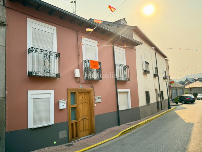 Foto 10075b0f-43a7-43bc-a5e6-f0c7b3030346. Casa in travesía san román de Bembibre 45 in Bembibre