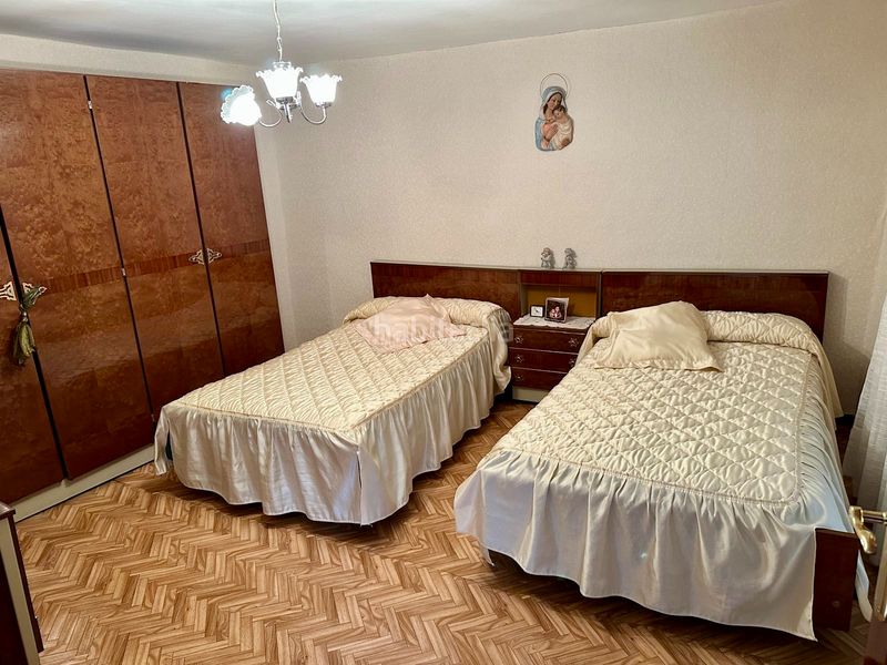 Foto a5e20fdd-0598-470d-883b-33c3ff5dc47f. Casa a travesía san román de Bembibre 48 a Bembibre