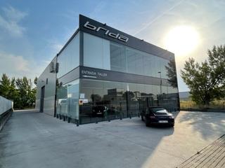 Nau industrial a Calle burdeos 12. Se vende nave para exposición y taller de automóviles, sita en p