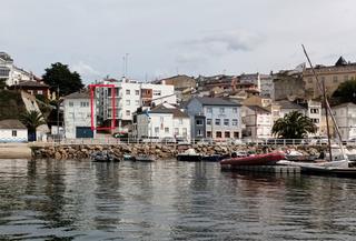 Loft a Calle comercio 34. Bajo para vivienda a reformar en figueras