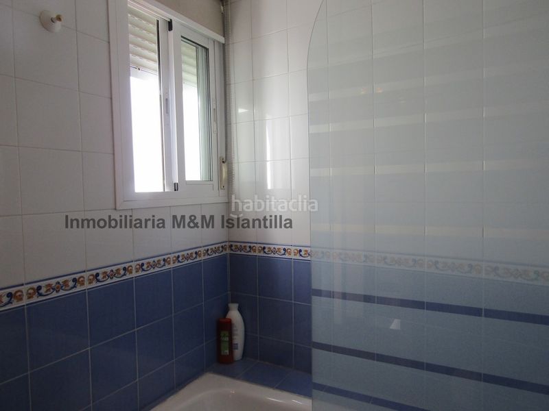 Foto 448c33be-3a23-4169-b73c-0250fdbdb53d. Casa adossada amb aparcament piscina a Islantilla golf Islantilla