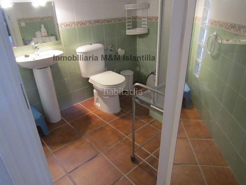 Foto c998f0c8-14bb-4e67-8ff2-c6e095a328d7. Casa adossada amb aparcament piscina a Islantilla golf Islantilla