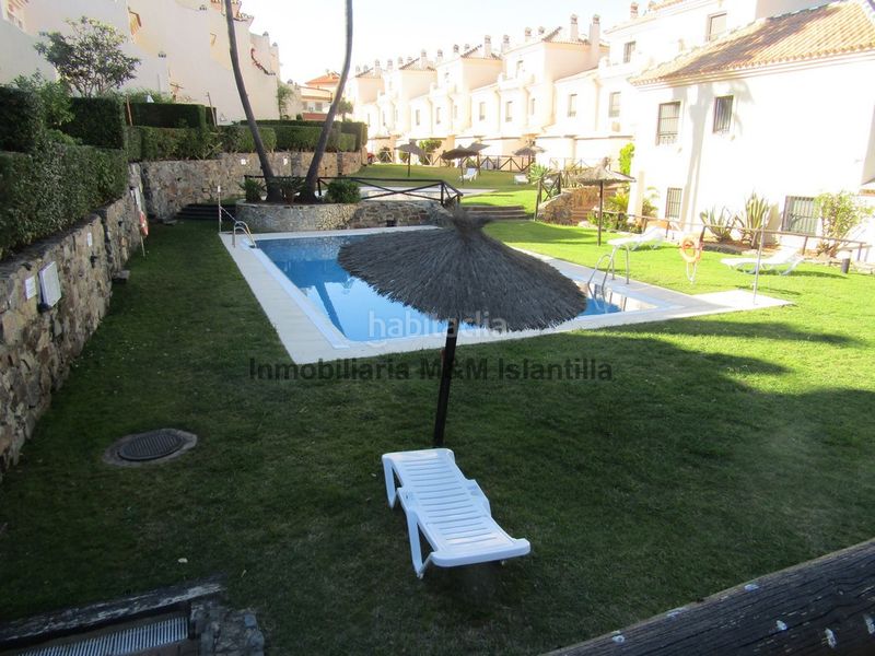Foto 43a69649-db76-4d45-ba42-affb53ef07c2. Casa adossada amb piscina a Islantilla golf Islantilla
