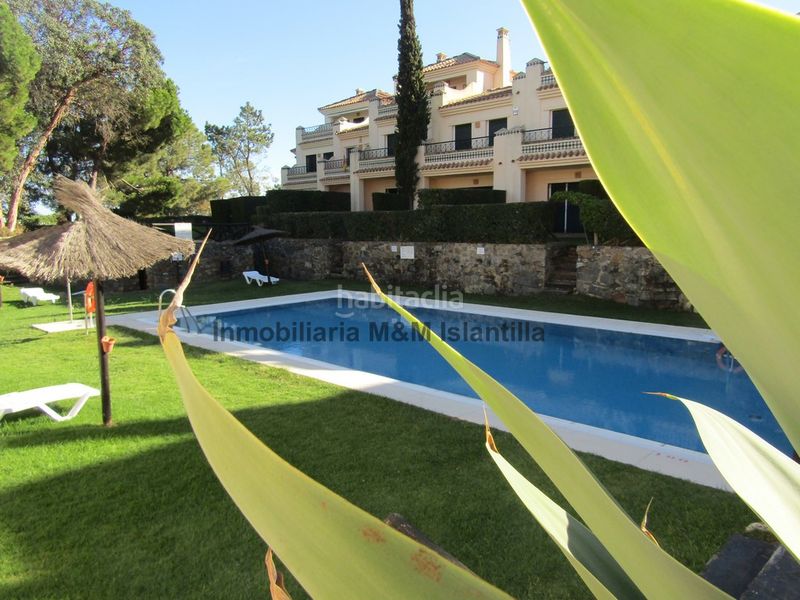 Foto 51d40ded-1e13-4472-9561-bc5822d1926b. Casa adossada amb piscina a Islantilla golf Islantilla