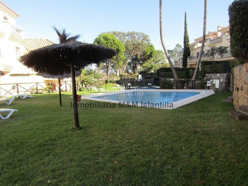 Foto 76015a2a-95b3-4758-a87d-d498a36abec3. Casa adossada amb piscina a Islantilla golf Islantilla
