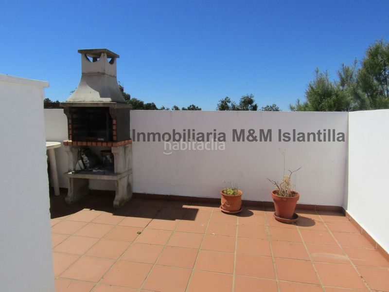 Foto cd0256ae-747b-4c53-9903-27c48731f36a. Àtic amb xemeneia aparcament piscina a Islantilla golf Islantilla