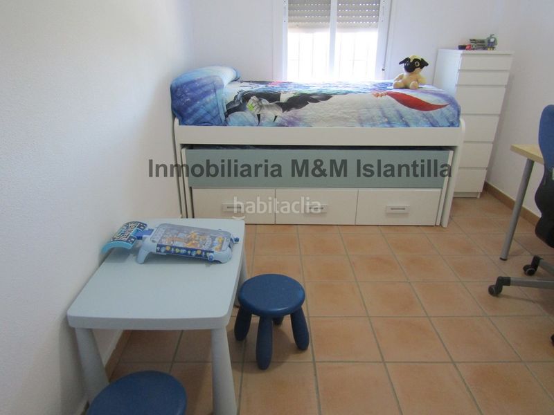 Foto d919b8ef-f822-45e2-b2fa-d11ea1597b67. Àtic amb xemeneia aparcament piscina a Islantilla golf Islantilla