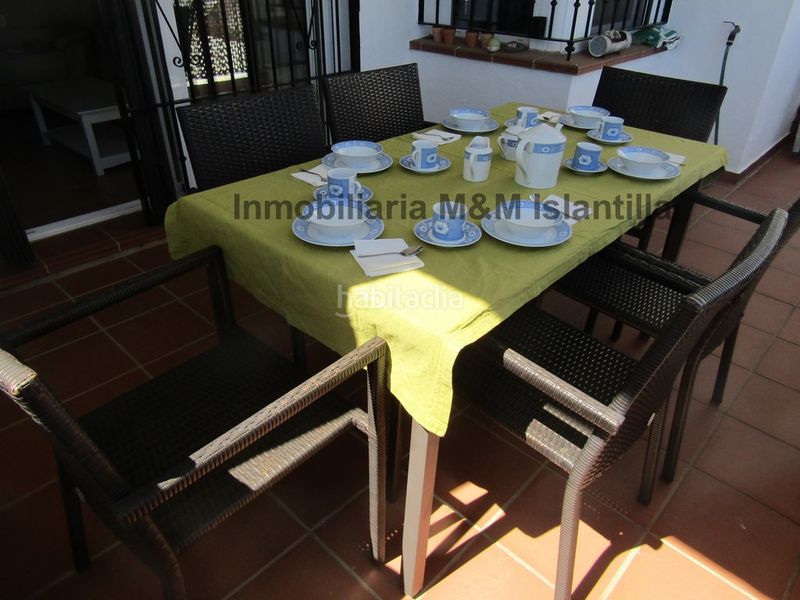 Foto f962c8c1-b5e9-4863-891a-f662956a5534. Àtic amb xemeneia aparcament piscina a Islantilla golf Islantilla