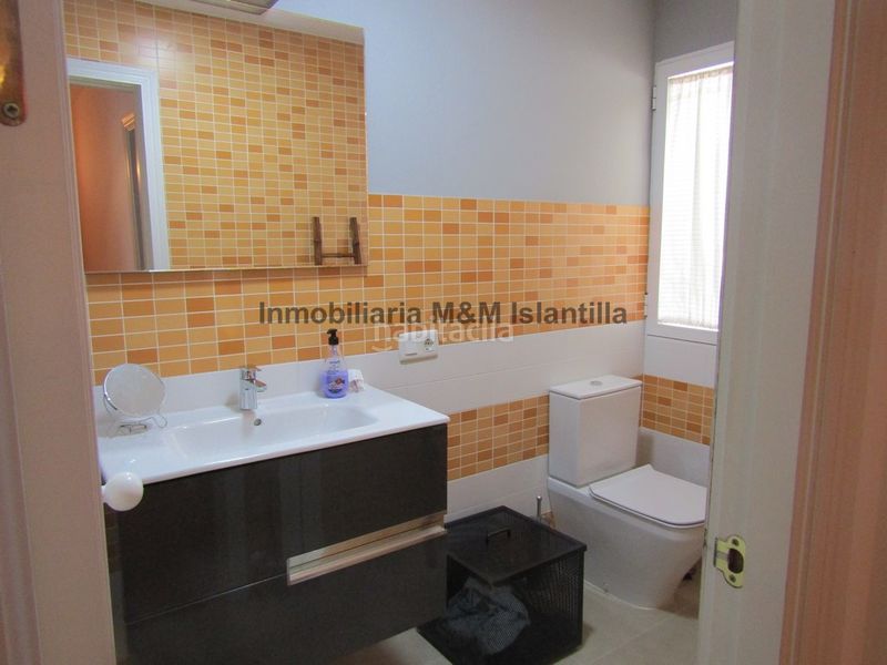 Foto 8b199bd8-fe5b-4797-b207-d4986597f5ae. Casa adossada amb aparcament piscina a Islantilla golf Islantilla