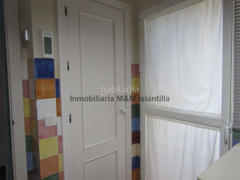 Foto cd186926-86f5-442f-9eb0-8c69fb76c489. Casa adossada amb aparcament piscina a Islantilla golf Islantilla