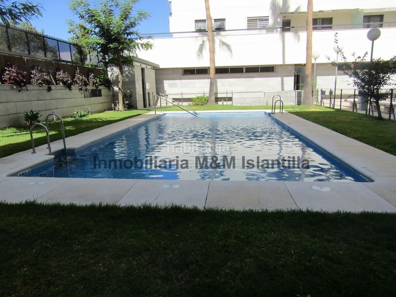 Foto 7d73205b-bba3-4d32-816b-9a9bad46512e. Pis amb aparcament piscina a Isla Cristina