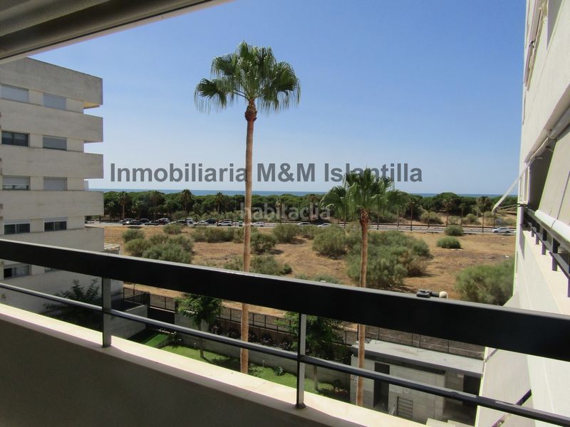 Foto cfbb2627-3589-43a7-a162-0c8a9d553260. Pis amb aparcament piscina a Isla Cristina