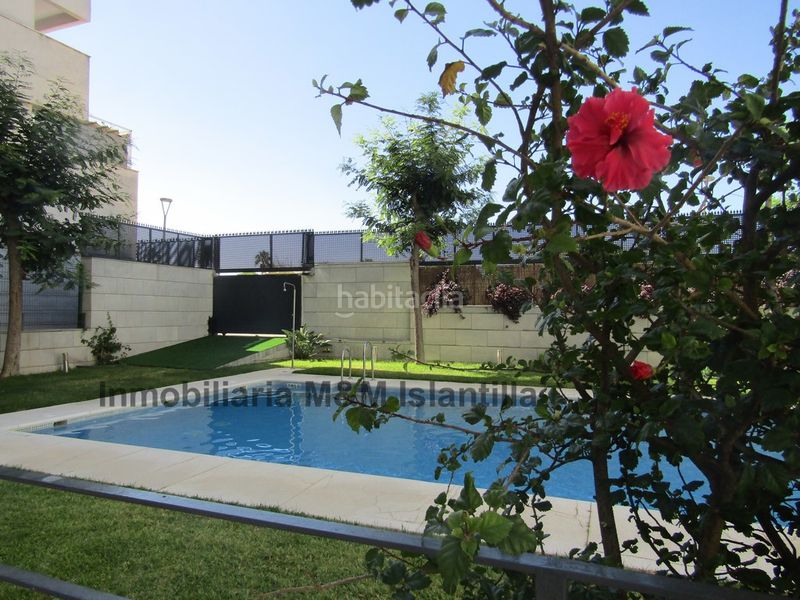 Foto eaabf6fa-441c-47b4-9324-37a7313ed30f. Pis amb aparcament piscina a Isla Cristina