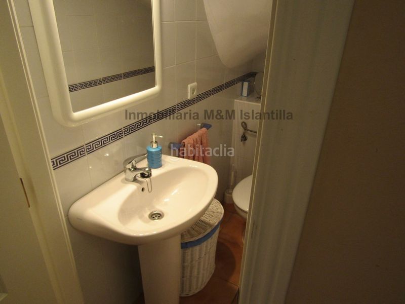 Foto 434b0e99-ee52-44b1-b233-aed68d1882e0. Casa adossada amb aparcament piscina a Islantilla golf Islantilla