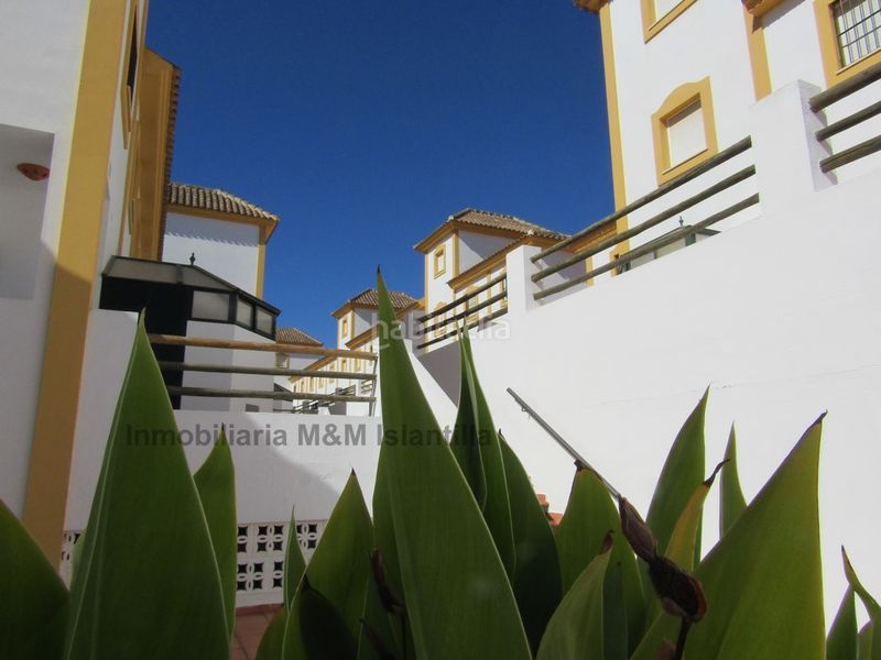 Foto 5ae2e524-55b8-4201-ba0c-47f528b03548. Casa adossada amb aparcament piscina a Islantilla golf Islantilla