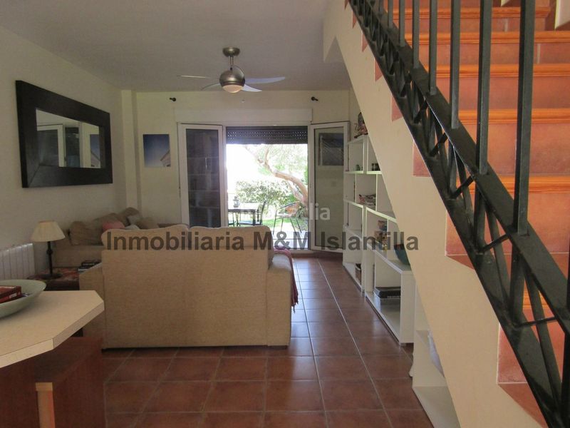 Foto 4ea9f9ff-a190-4090-91e3-af6a689ac2c6. Casa adossada amb aparcament piscina a Islantilla golf Islantilla