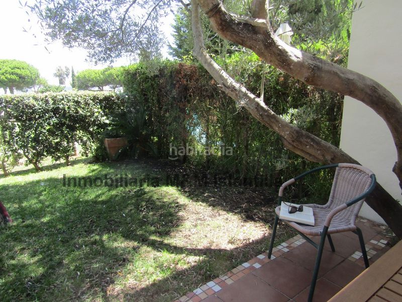 Foto 7a6cb597-fc2b-4452-a6e3-ae08498fd3a7. Casa adossada amb aparcament piscina a Islantilla golf Islantilla