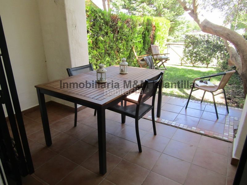 Foto dea76924-0b32-410d-994c-a6146b5c53ec. Casa adossada amb aparcament piscina a Islantilla golf Islantilla