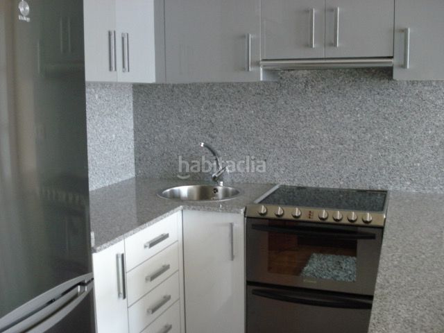 Foto 1f8702ca-7e64-4c1c-8d17-e32139fba692. Apartament a avenida de castelao 49 a As Travesas - Balaidos Vigo