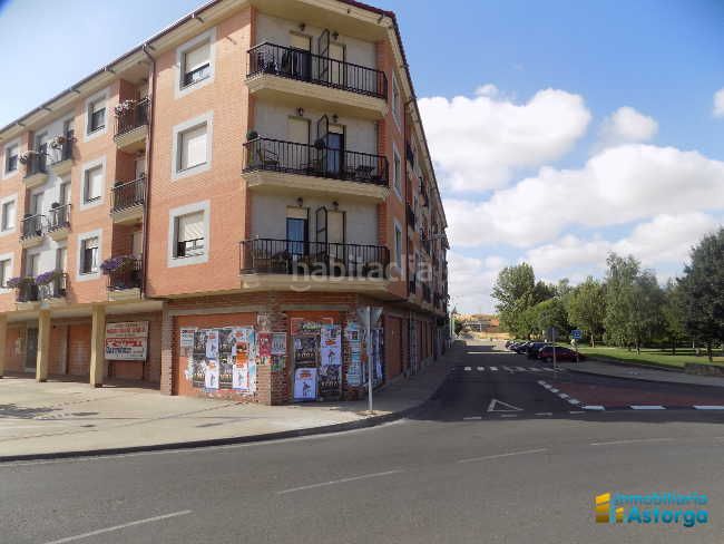Foto 69bf06ea-2bad-443d-b91b-c1b52c24f08c. Lloguer local comercial a Astorga