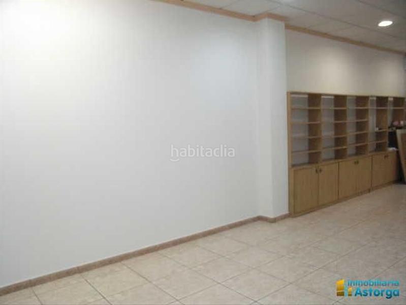 Foto 4db7a8a9-e8cb-417d-b869-40b90deec292. Affitto locale commerciale con riscaldamento in Astorga