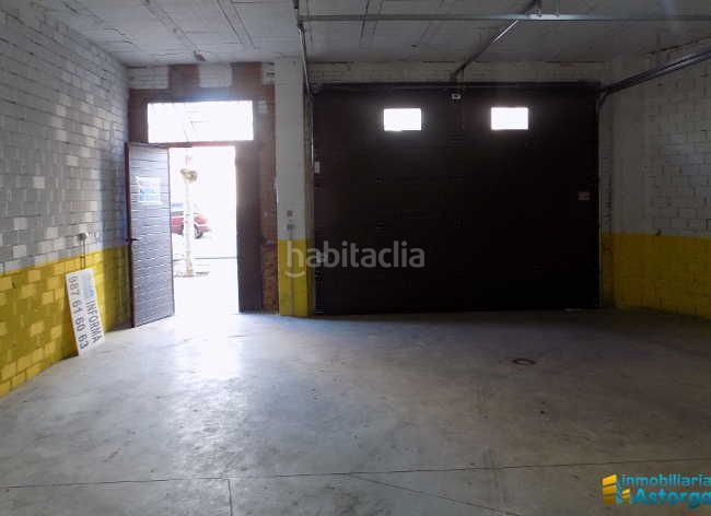 Foto 12bba8dd-1f7c-47cc-a980-fe7bb27b43f3. Lloguer local comercial a Astorga