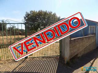 Reihenhaus  Calle los adiles. En sueros de cepeda casa de 213 m2 con patio, jardín con pozo y