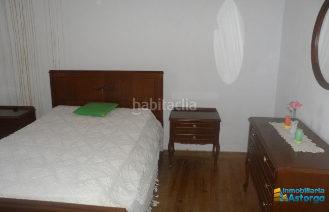 Foto 4b5b83fa-5032-475d-be08-0f7e3fa9b972. Casa a le-6426 5 a Valderrey