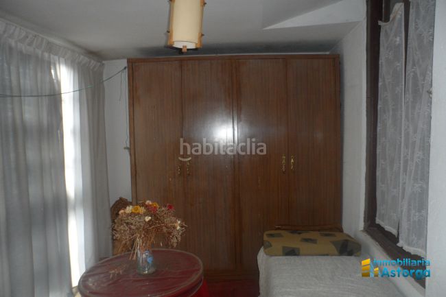 Foto 5e37fbb0-0ed0-470c-9df1-c6e75aa18525. Casa a le-6426 5 a Valderrey