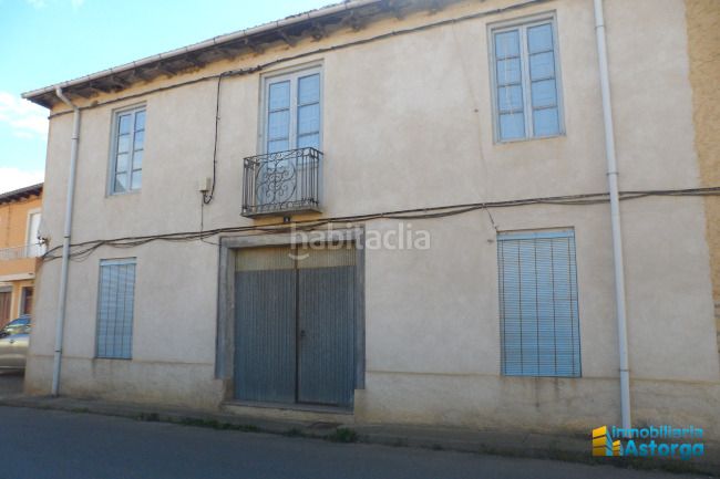 Foto 66712716-3331-458e-a2ae-4d46c666938f. Casa a le-6426 5 a Valderrey