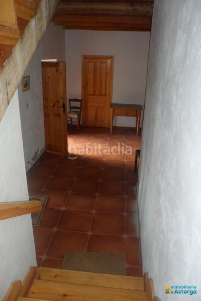 Foto 261b9b3d-3855-496f-bb08-f39f52eb37de. Casa en Valderrey