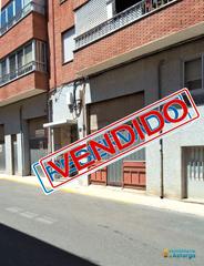 Parking coche  Calle león