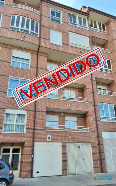 Foto 0f8780af-1e47-4b56-a869-7a25833aaa43. Flat with heating parking in Astorga
