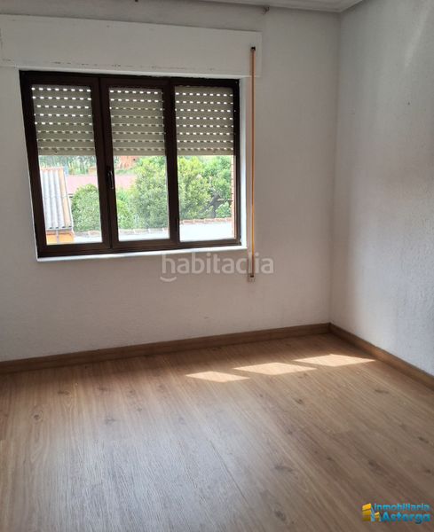 Foto 71e8237d-0daa-4ec3-8f7a-c9867ef1759f. Haus mit heizung in Astorga