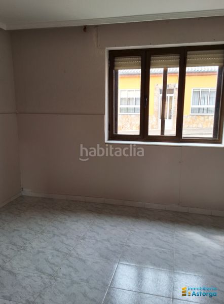 Foto 03c34591-a48c-4d21-bb27-64e62a637b62. Maison avec chauffage dans Astorga