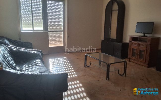 Foto 6eaf8962-5048-4da0-ba30-33d0011cd4d1. Alquiler piso en Astorga
