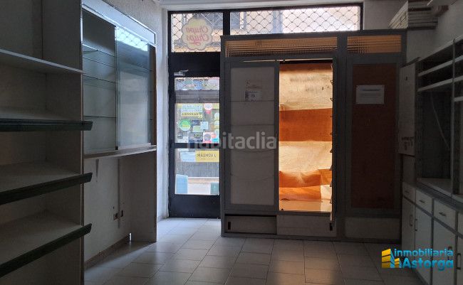 Foto 2540329e-00f6-4219-96b6-38634cea960d. Lloguer local comercial a Astorga