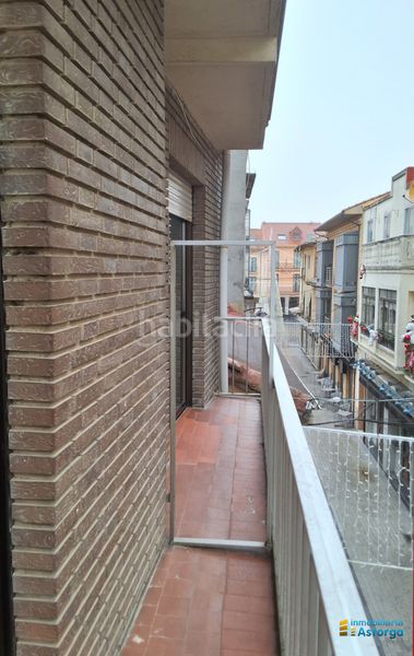 Foto 5668eed3-4ef4-4a1d-8b78-bcbc5d39ae61. Alquiler piso en Astorga