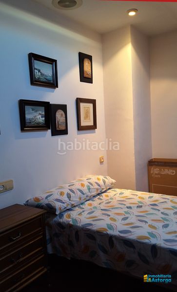 Foto 49bd4863-6a5d-43fd-92a8-037cdfc29896. Chalet avec chauffage parking piscine dans Astorga