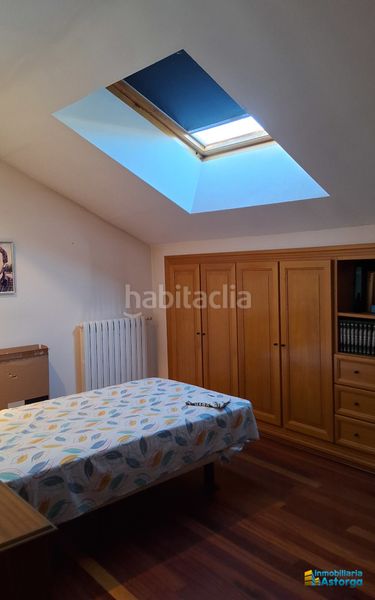 Foto 5d0938e5-2b60-4937-a8d4-a6ab6c3ae911. Chalet avec chauffage parking piscine dans Astorga