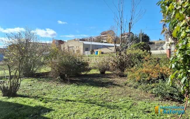 Foto 9cc95389-6238-4f58-85fd-2677b498e661. Chalet avec chauffage parking piscine dans Astorga