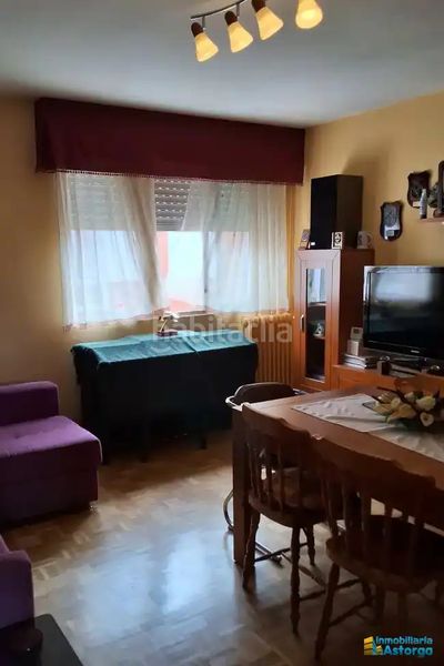 Foto 724d8f84-8f19-48c5-9f0e-2592d1c4739a. Flat with heating parking in Astorga