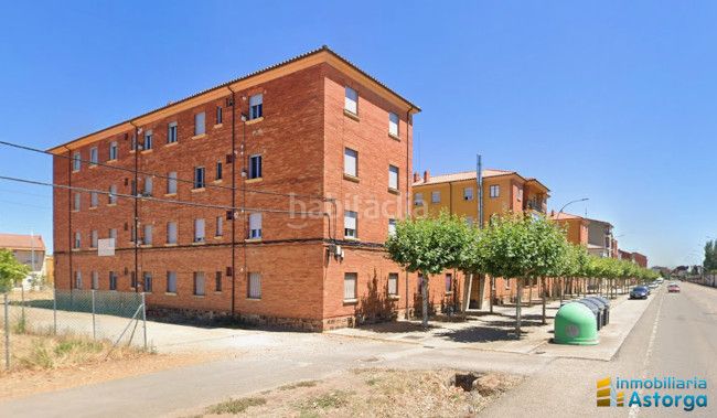 Foto 08154130-0653-4269-a089-e1b6735327f2. Pis a Astorga