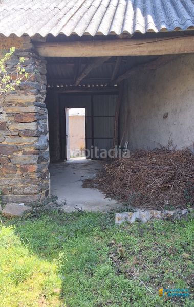 Foto 15dae6e1-278c-4522-8524-82b8532e6676. Casa amb calefacció a Quintana del Castillo