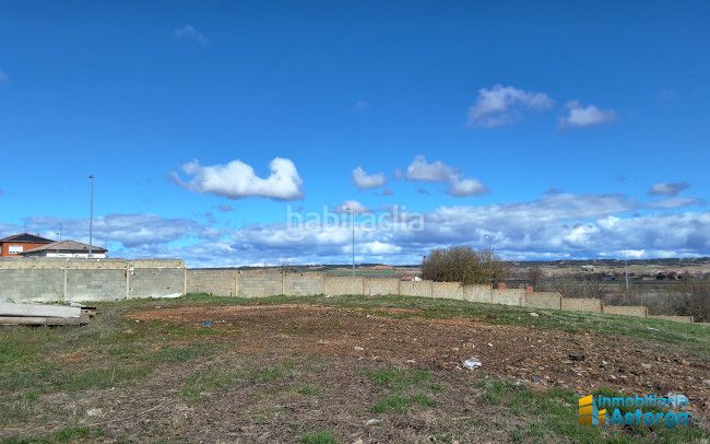 Foto 46e2a0a1-aeb3-4f82-bd35-5e29584afc2c. Terreny residencial a Astorga