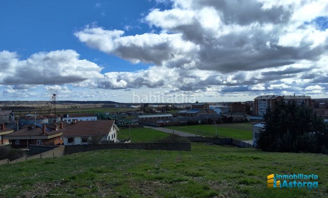 Foto 6a3ae800-55b3-4260-96b1-340026379c7c. Terreny residencial a Astorga