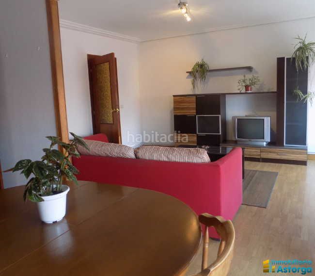 Foto dcf7590c-a058-4a38-bb6b-4fd89afae2d8. Flat with heating in Astorga