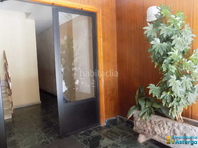 Foto ff5ee9db-b982-4f45-b06e-7e456c21c8f2. Flat with heating in Astorga