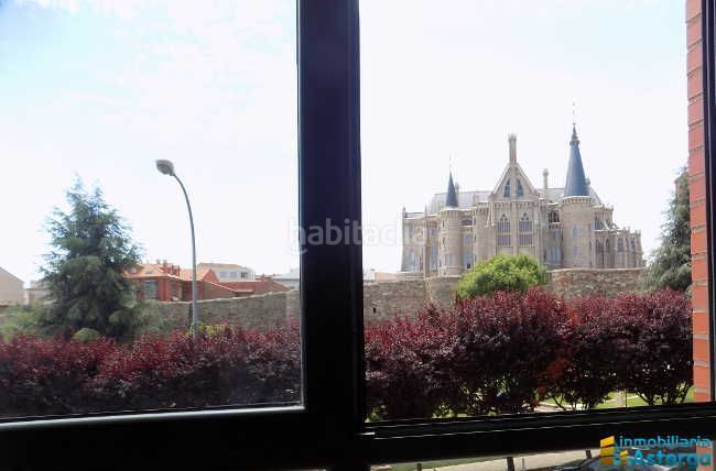 Foto 07de36dc-57e9-477e-9427-273fe2804491. Rent flat with heating parking in Astorga